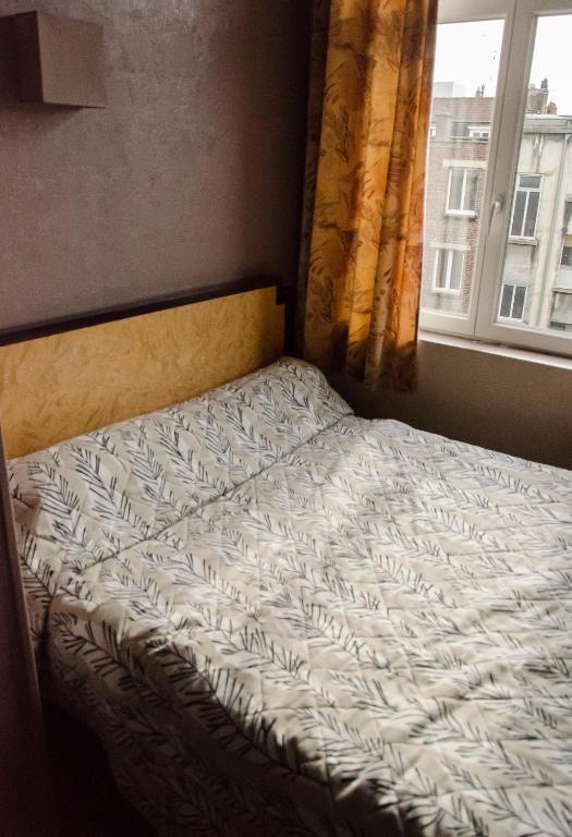 Hotel Coq Hardi Lila Habitación foto